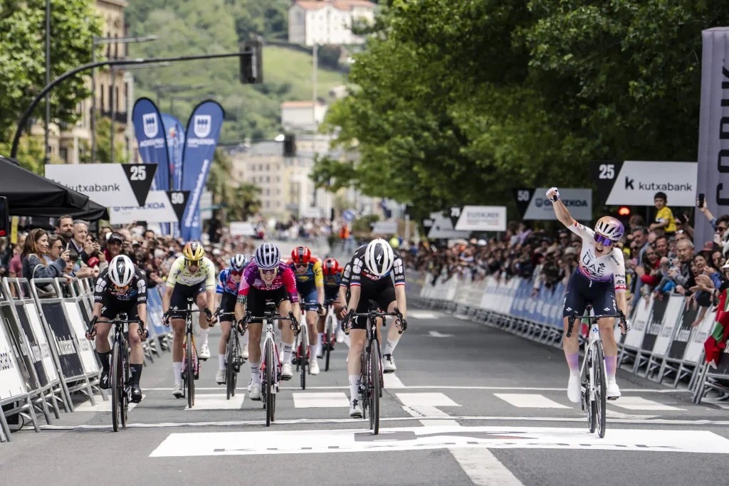 Dickson Basques in Itzulia Podium