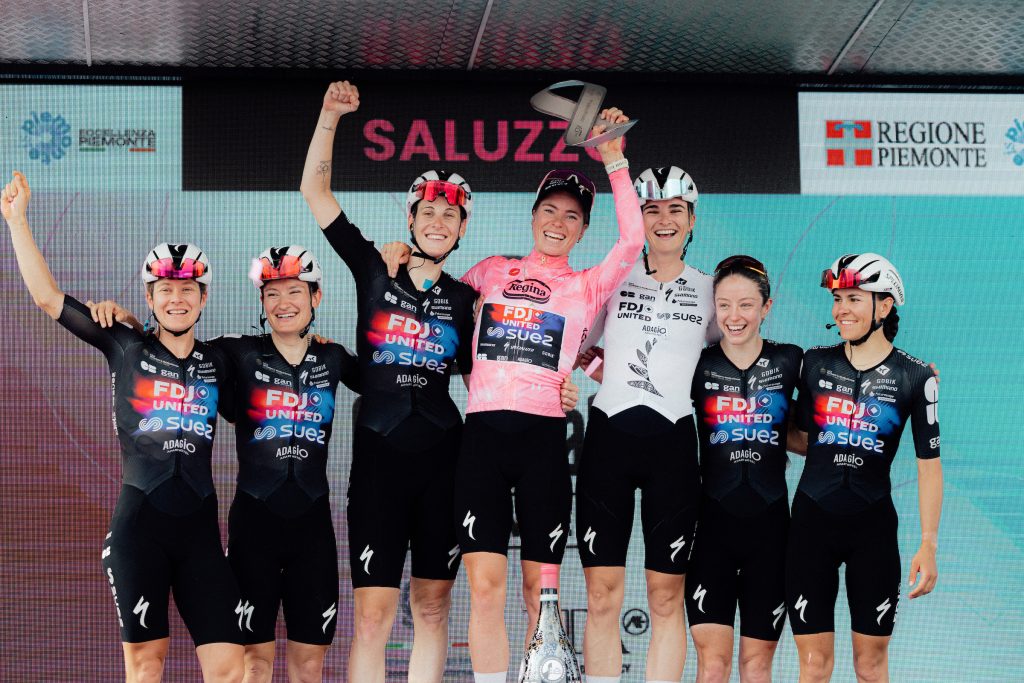 Super Domestique Dickson excels on thrilling final stage of Giro d’Italia