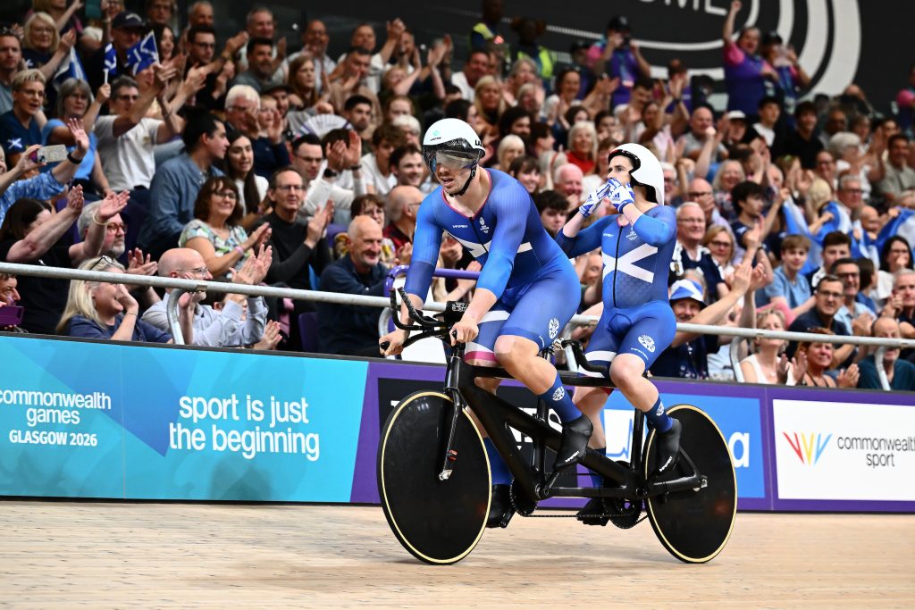 Fantastic Fachie becomes Team Scotland’s most successful athlete on opening day of Commonwealth Cycling